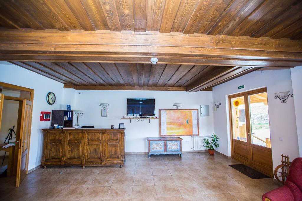Pensiunea Sureanu Tău Bistra Exterior foto