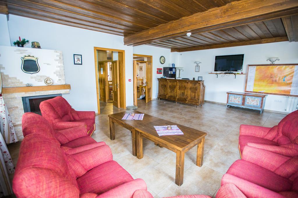 Pensiunea Sureanu Tău Bistra Exterior foto