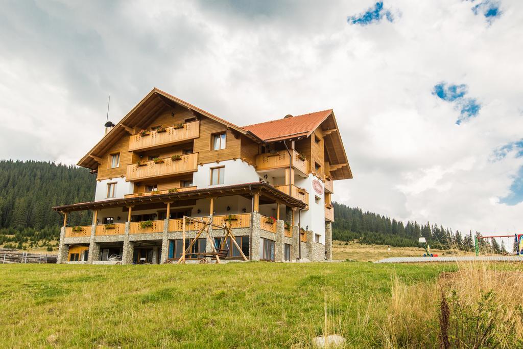 Pensiunea Sureanu Tău Bistra Exterior foto