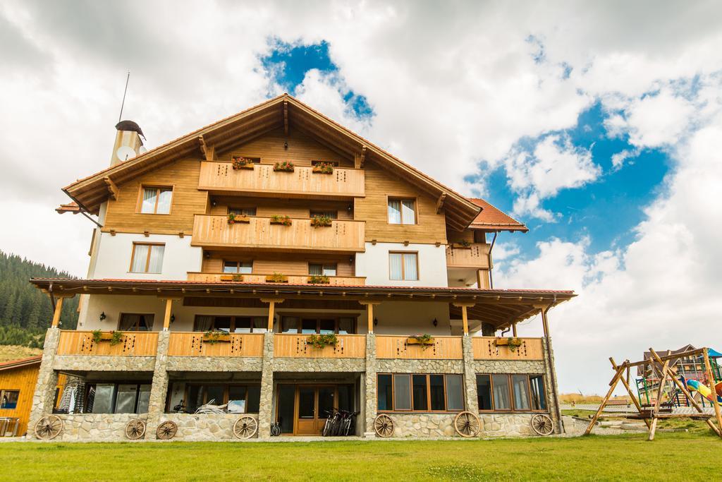 Pensiunea Sureanu Tău Bistra Exterior foto